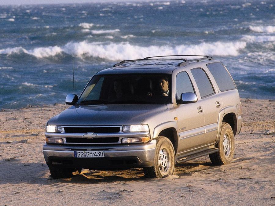  Chevrolet Tahoe 2000 года  (EU) (фото 14 из 23)